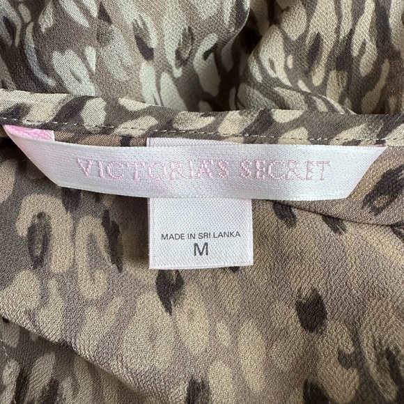 Victorias Secret Lace Print Slip - Picture 5 of 5